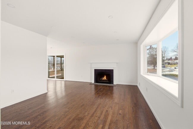 Building Photo - 1041 Mulberry Pl