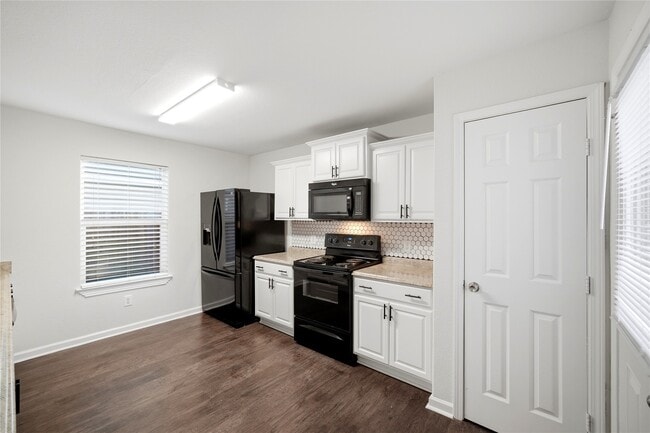 Building Photo - 12731 Mystic Water Ln
