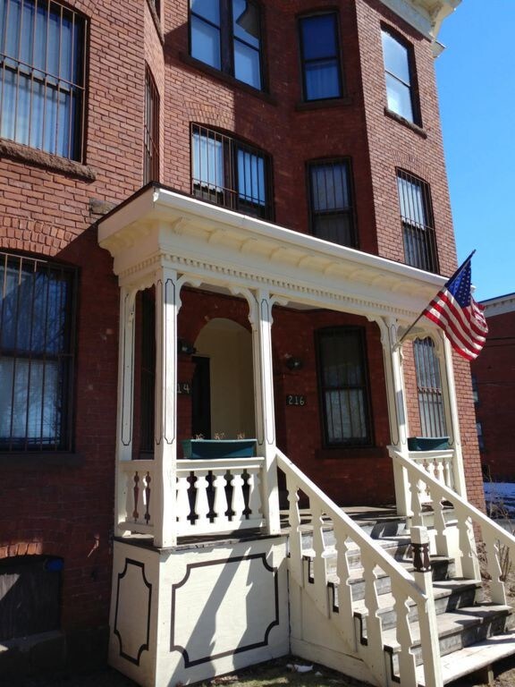 214 Park Terrace, Hartford, CT 06106 214 Park Terrace Hartford, CT