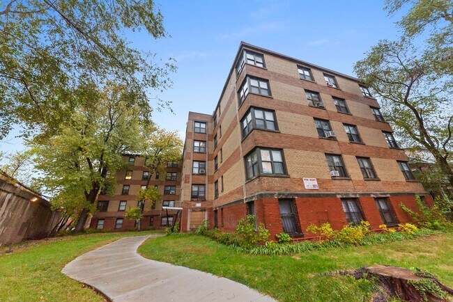 Building Photo - 1360 W Touhy Ave
