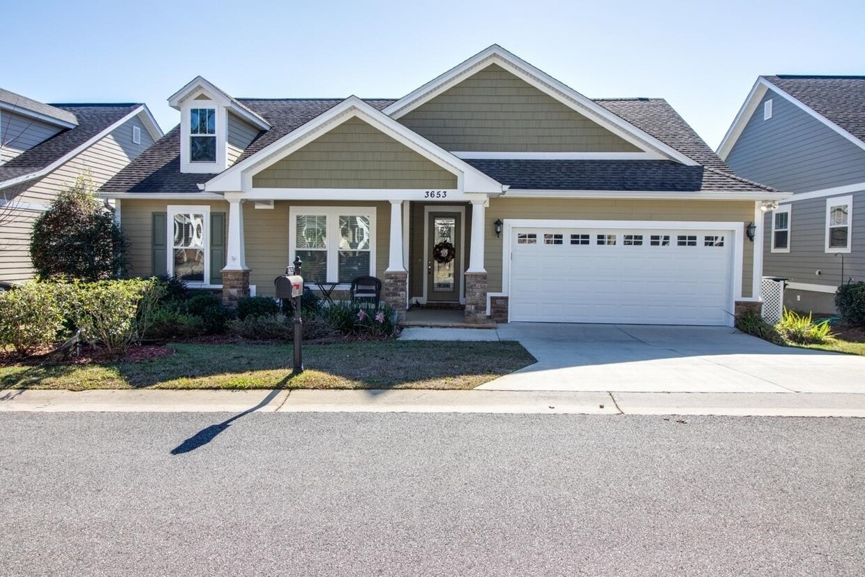 Photo - 3653 Velda Oaks Cir (Tallahassee, FL)