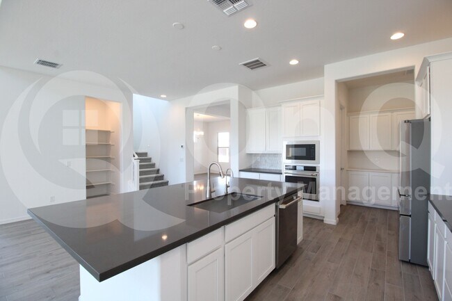 Foto del edificio - 19031 E Braeburn Ln
