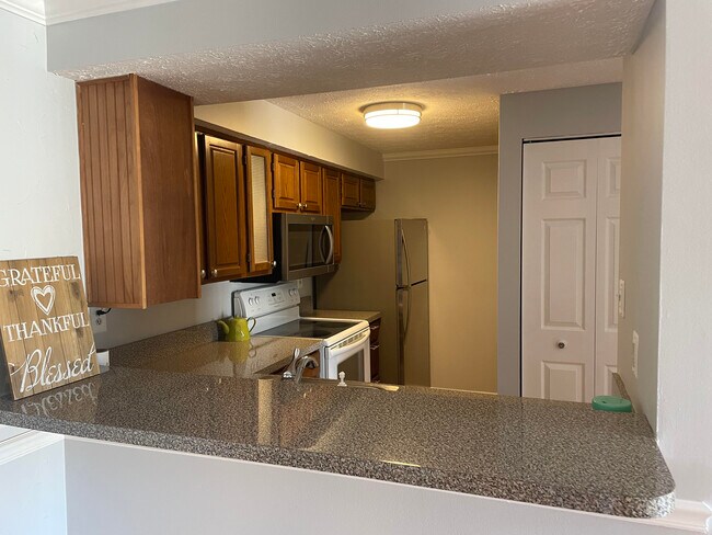 Cocina - 804 Stratford Way