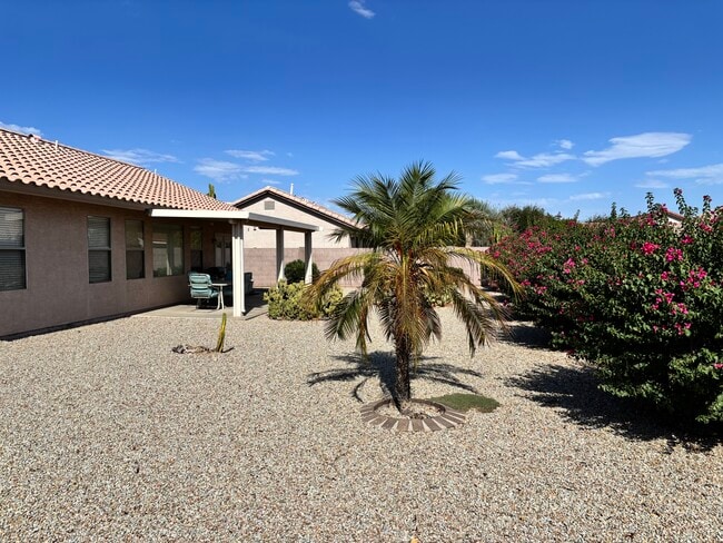 Building Photo - 1251 E Runaway Bay Dr