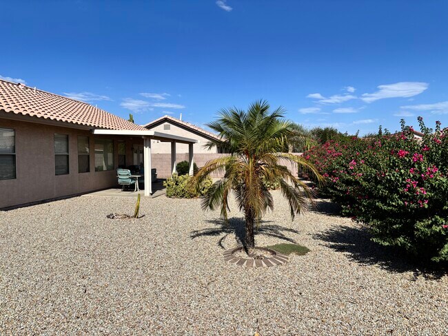 Foto del edificio - 1251 E Runaway Bay Dr