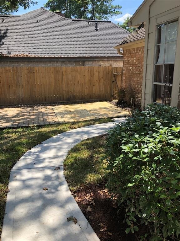 Foto del edificio - 531 Enchanted Hollow Dr