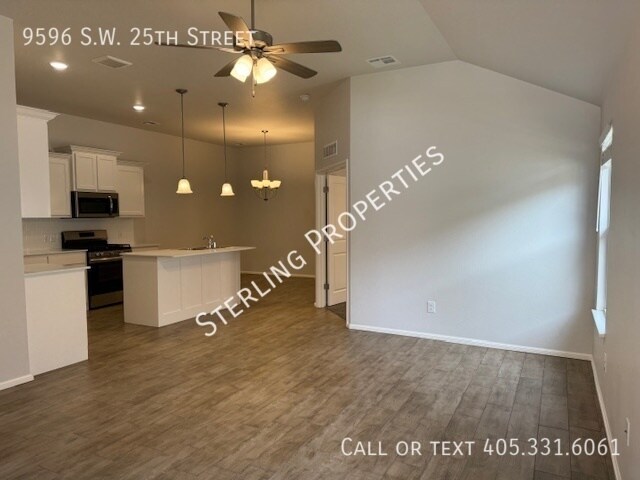 Foto del edificio - 9596 SW 25th St