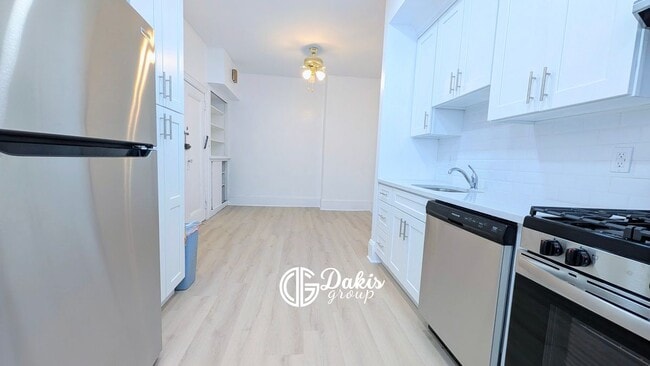 Foto del edificio - 18-44A 21st Dr