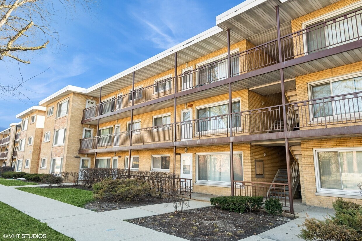 Foto principal - 4907 N Harlem Ave