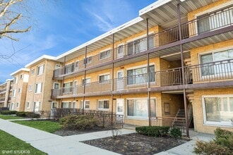 Building Photo - 4907 N Harlem Ave