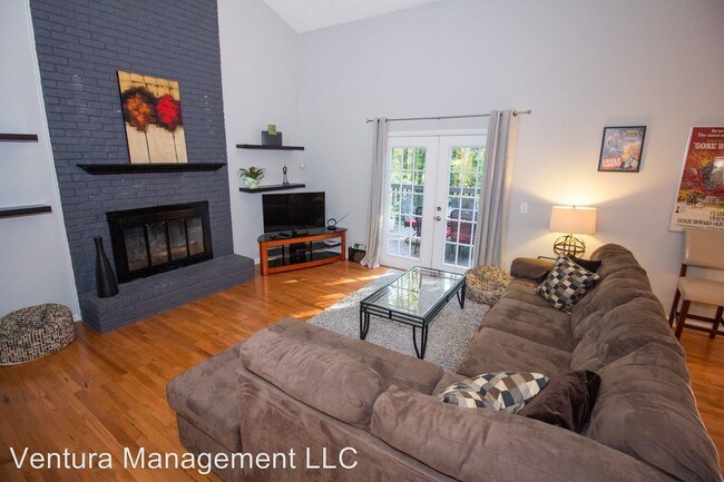 Foto del edificio - 6 br, 3 bath House - 120 Cedar Cir