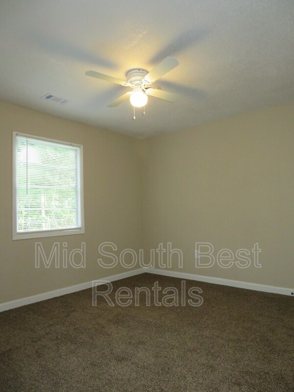 Building Photo - 934 Dawn Dr