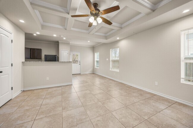 Building Photo - AVAILABLE NOW! Nice 3 bedroom townhouse located in Northeast San Antonio!