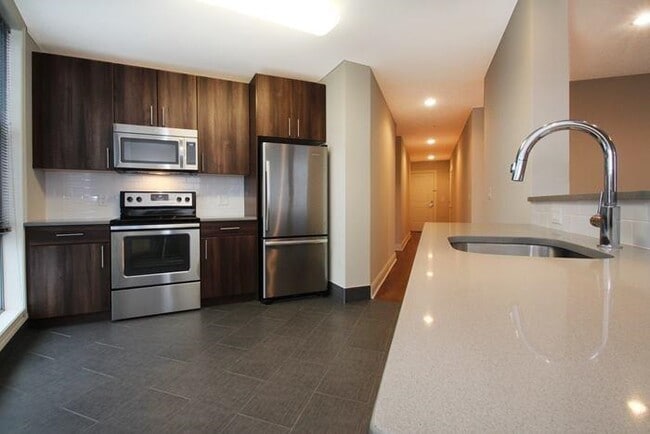 Foto del edificio - 100 Marshall St