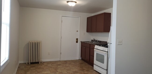 Foto del edificio - 5700 19th Ave