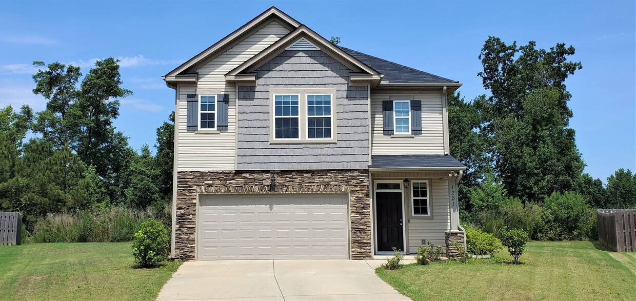 Foto principal - 1201 Cobblefield Dr