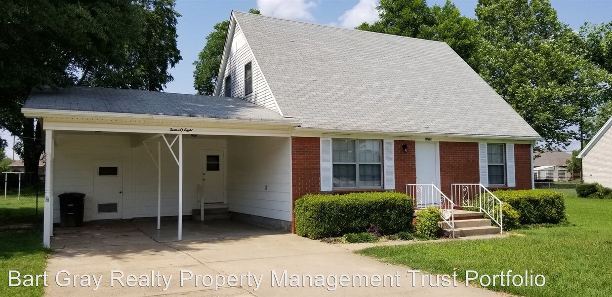 4 br, 2 bath House 1208 Quince Hill Road House Rental in