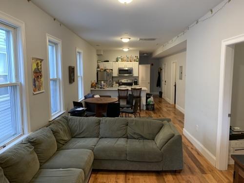 Building Photo - 5 bedroom in East Boston MA