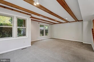 Building Photo - 82 Bunker Hill Ct