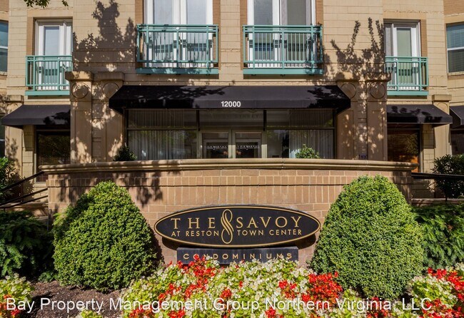 Foto del edificio - 1 br, 1 bath House - 12000 MARKET STREET #215