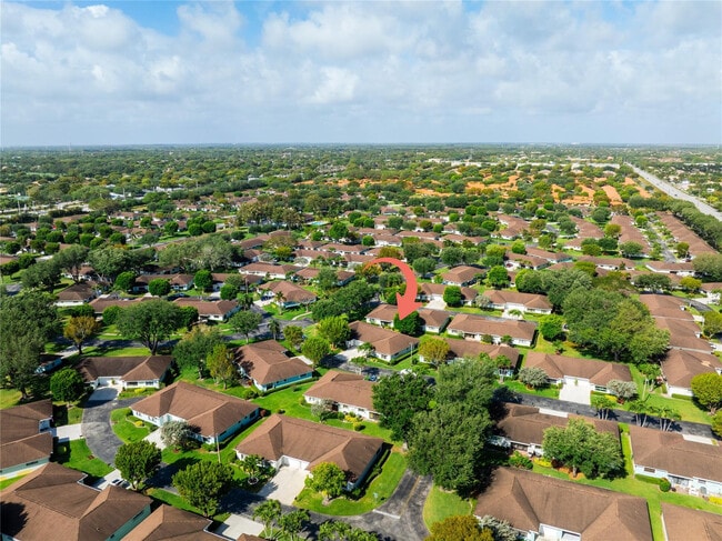 Building Photo - 9870 Pecan Tree Dr