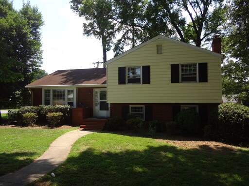 Primary Photo - 9301 Newhall Rd