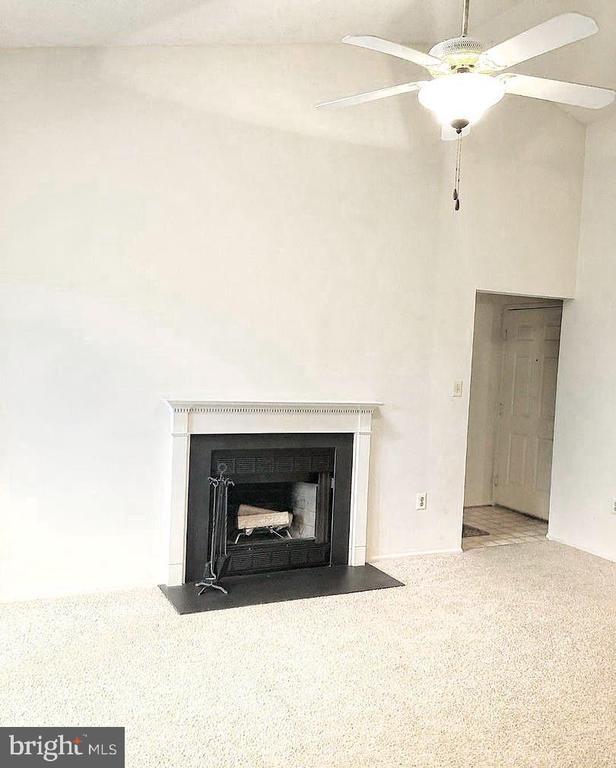 Building Photo - 7759 New Providence Dr