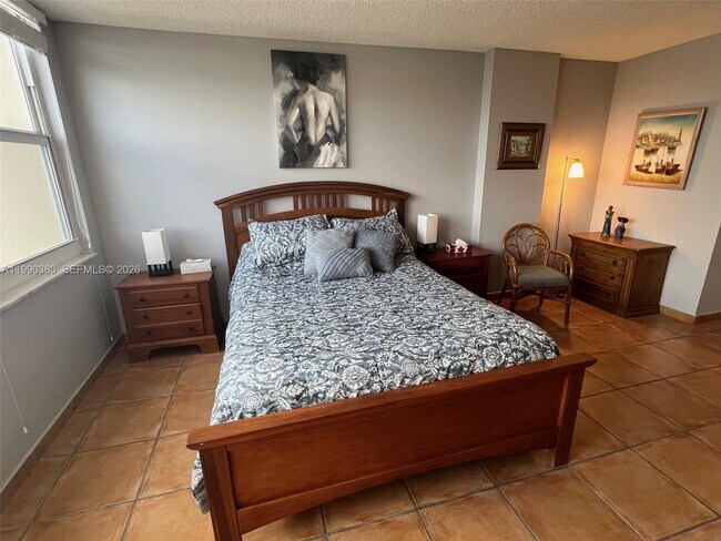 Foto del edificio - 2201 S Ocean Dr