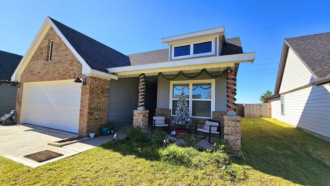 Building Photo - 31814 Whittis Hl Wy