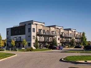 Building Photo - Aura Rivermead