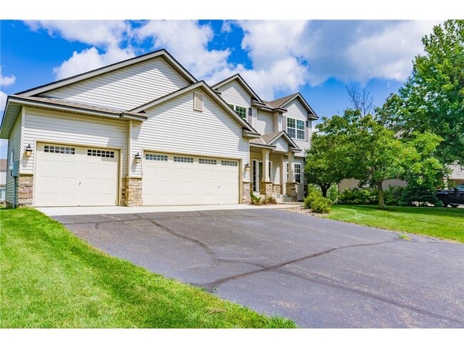 Building Photo - 1216 S Windmill Creek
