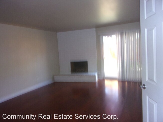 Building Photo - 2821 Sunburst Dr