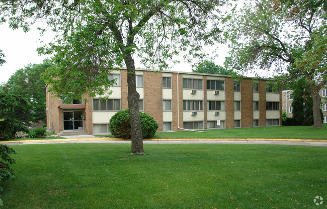 Foto del edificio - Fremont Court Apartments