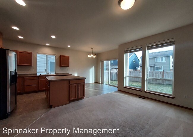 Building Photo - 3 br, 2.5 bath House - 11408 185th St. E.
