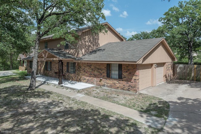 Foto del edificio - 5 br, 2 bath House - 116 Mile Dr 116 Mile