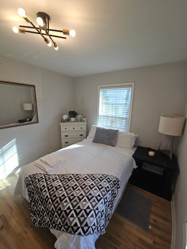 Foto del edificio - 904 Smith St SW