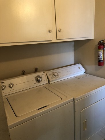 Building Photo - 4925 Douvan Ct