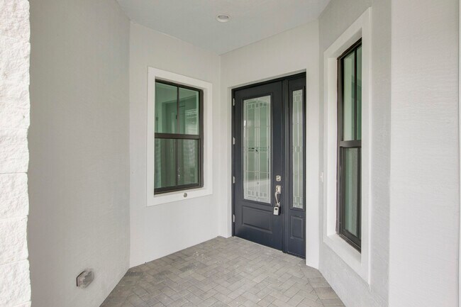 Building Photo - 13642 Artisan Cir