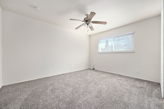 Foto del edificio - 1257-1259 White Drive