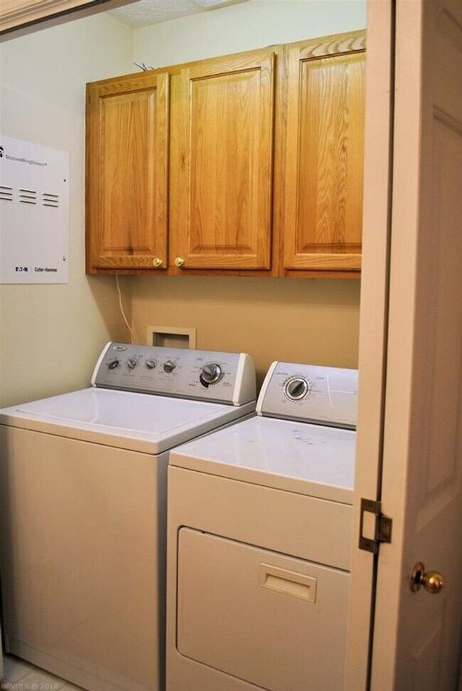 Foto del edificio - 2 Bedroom 2 Bath Townhouse