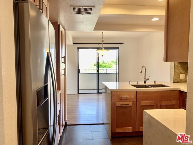 Foto del edificio - 12412 Texas Ave