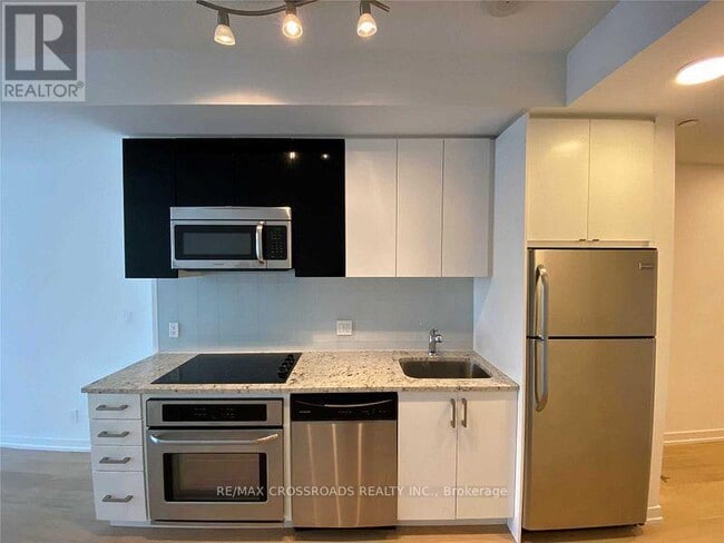 Building Photo - 98-598 Lillian St