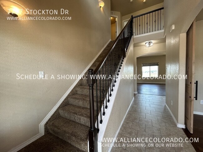 Foto del edificio - 7767 Stockton Dr
