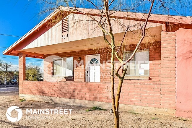Building Photo - 854 W Calle Matus