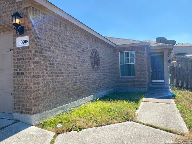 Foto del edificio - 10918 Acorn Canyon