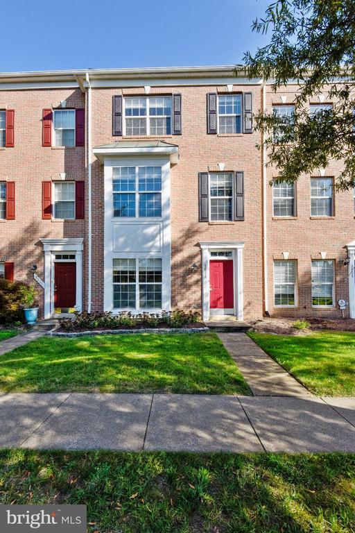 Foto principal - 3811 Eisenhower Ave