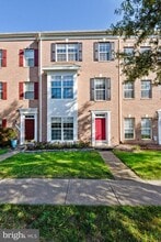 Building Photo - 3811 Eisenhower Ave