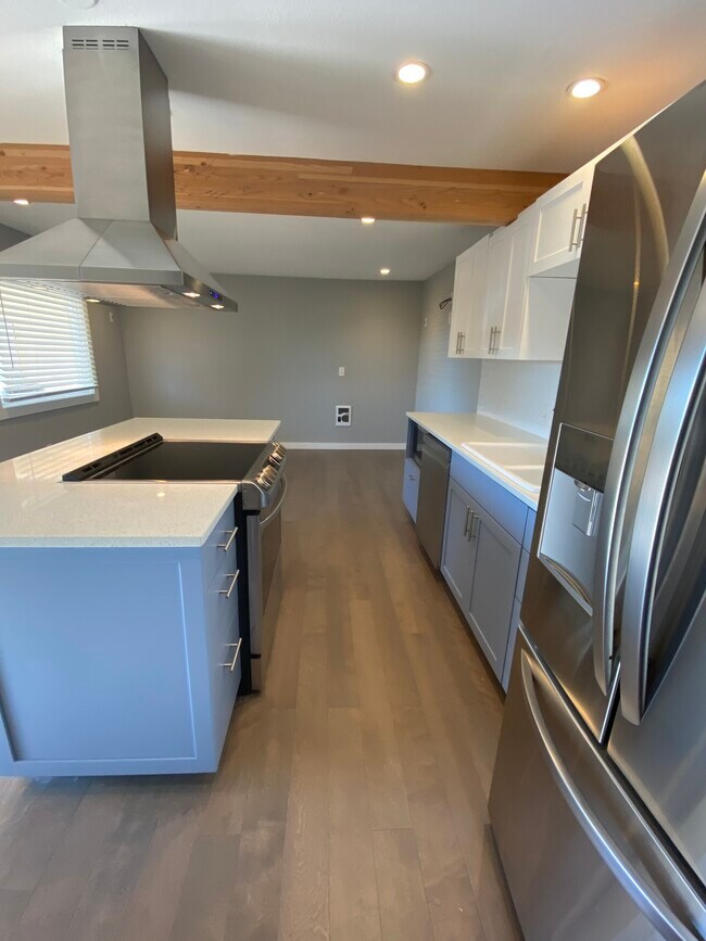 1180 NE Broadway St, Waldport, OR 97394 House Rental in Waldport, OR