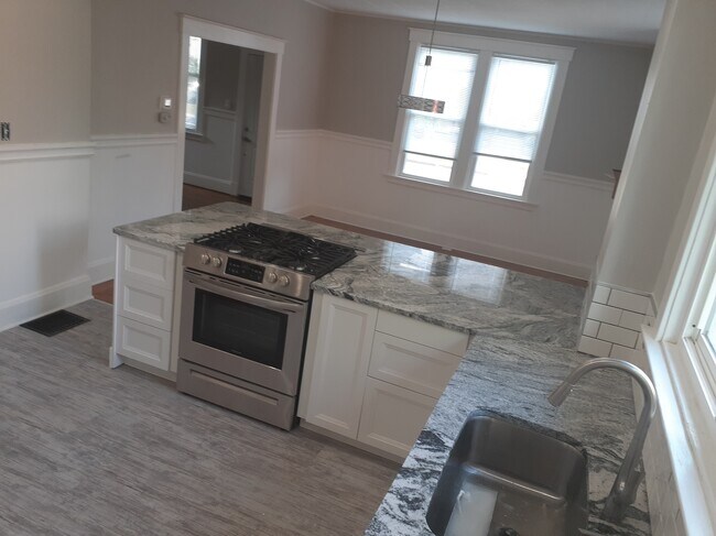 Foto del edificio - 34 Concord Ave