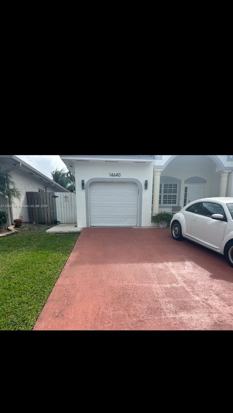 Foto principal - 14640 SW 180th St